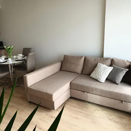 Sea View In شقة *